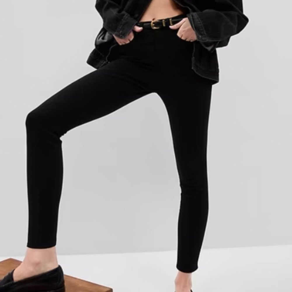 GAP High Rise True Skinny Jeans 24P
